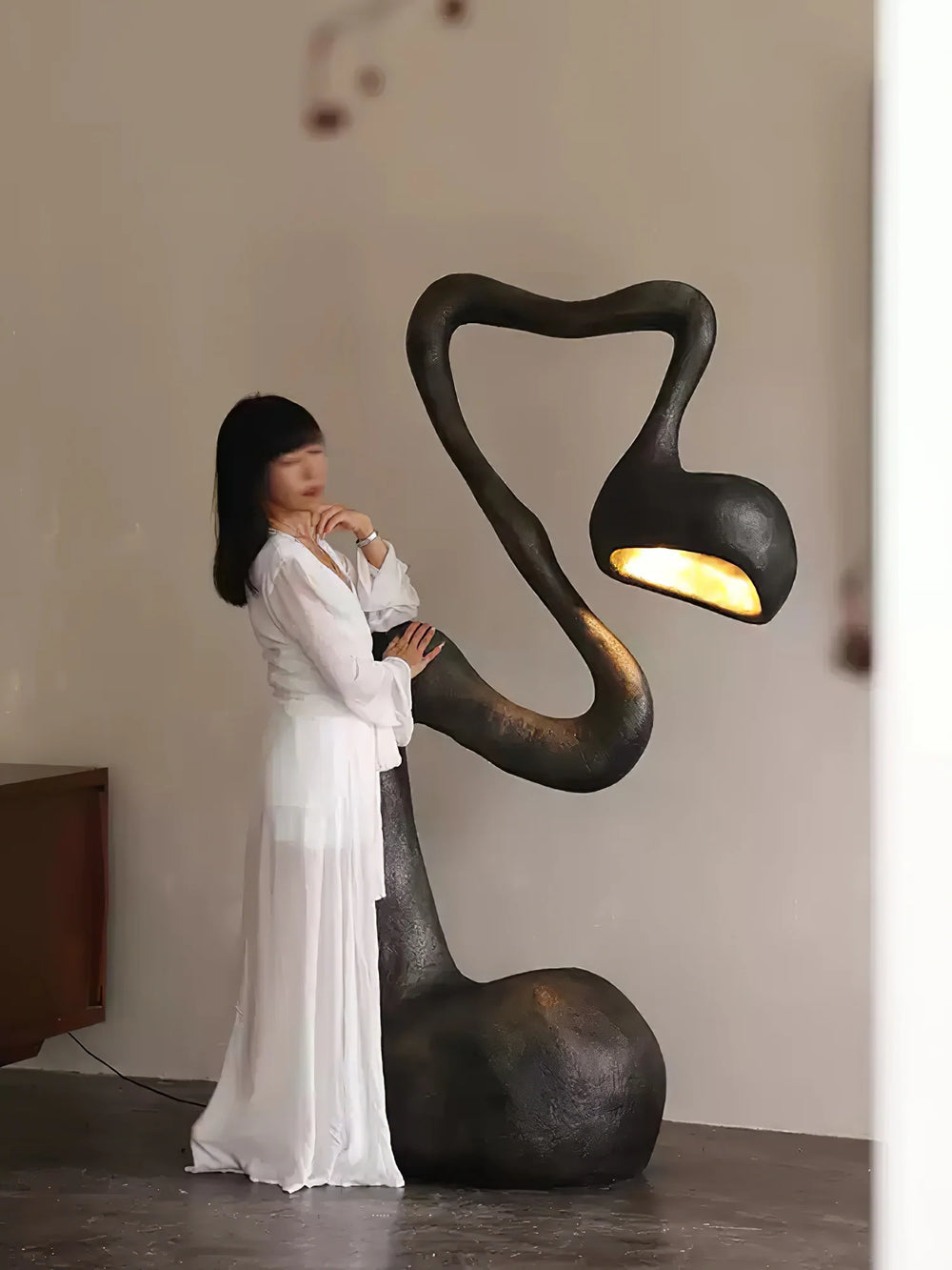 MYRRH Sculpture Floor Lamp