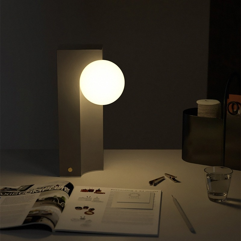 BOTE Desk LAMP