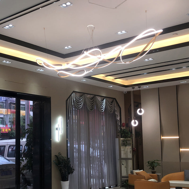 CARSTEN Long lighting fixture