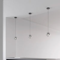EZRA Pendant light