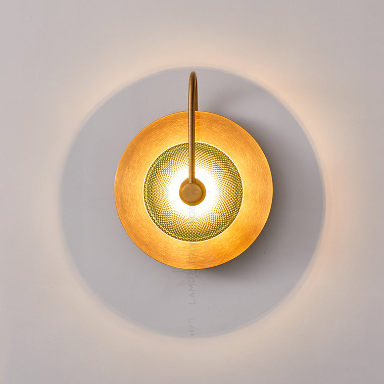 EMMEN C. Wall light fixture