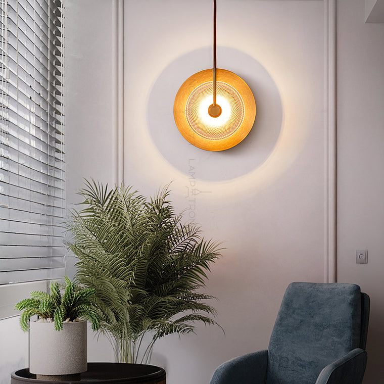 EMMEN C. Wall light fixture