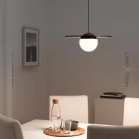 MOLTE Pendant light