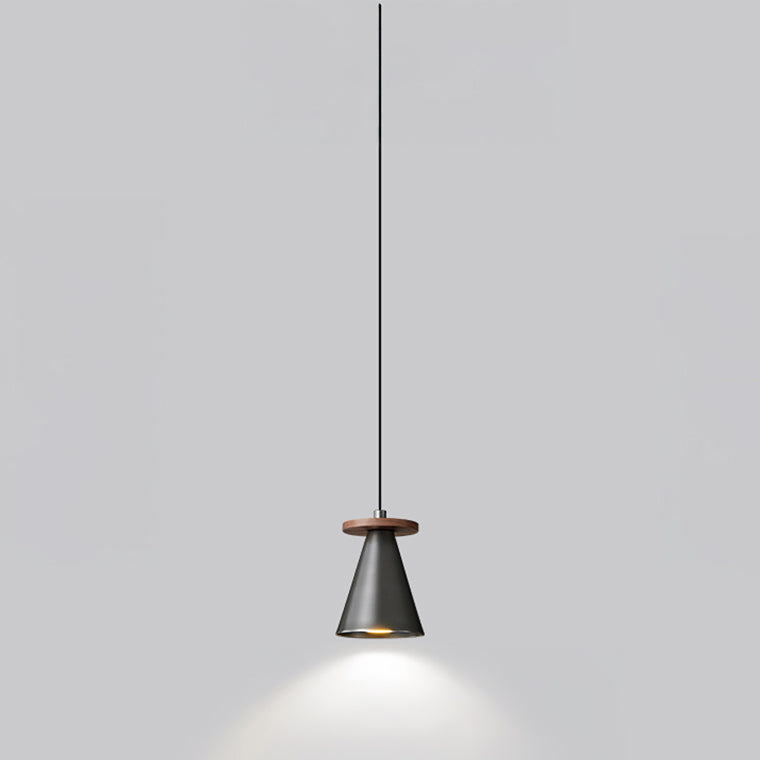 PIET CONE WOOD Pendant light