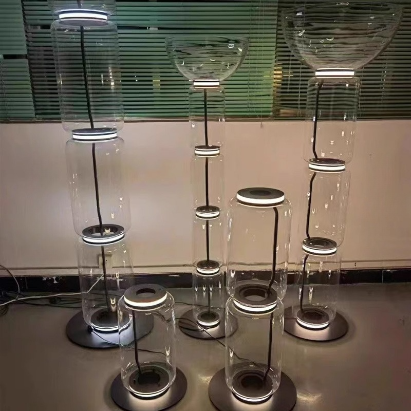 QUENTIN TAB Desk Lamp