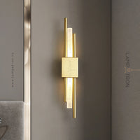 CHORD C. Wall light fixture