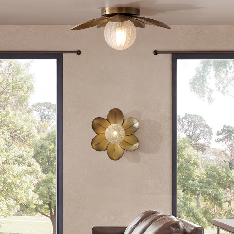 LOTUS Wall light fixture