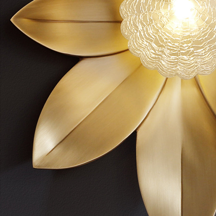 LOTUS Wall light fixture