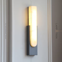 MIRCA Wall light fixture